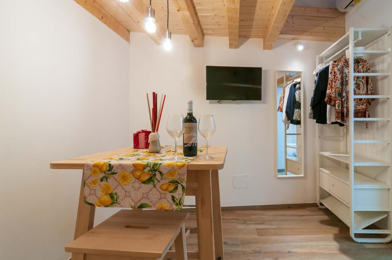L'Alba Di Ortigia A Due Passi Dal Mare Apartment Сиракуза Екстериор снимка